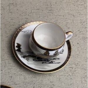 Vintage Kutani Japan Black and Gold Tea Cups and Saucers 5 cups and 6 saucers